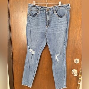 Universal Thread high rise skinny jeans - distressed